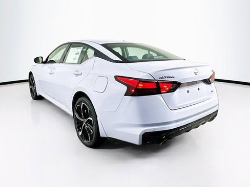 New 2025 Nissan Altima 2.5 SR image 7