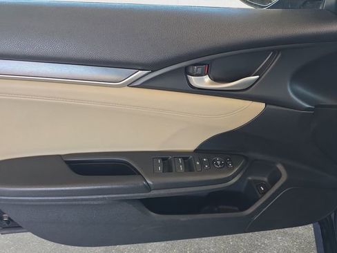 Used 2018 Honda Civic EX-L image 24