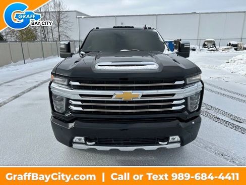 Used 2020 Chevrolet Silverado 2500 High Country w/ Technology Package image 8