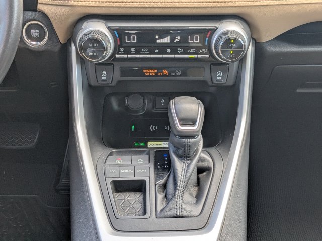 Used 2021 Toyota RAV4 XLE Premium FWD image 19