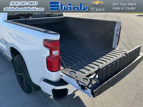 Used 2024 Chevrolet Silverado 1500 High Country image 8