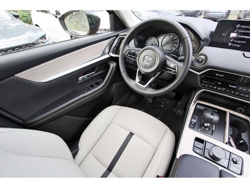 New 2026 MAZDA CX-70 3.3 Turbo w/ Preferred Package image 6