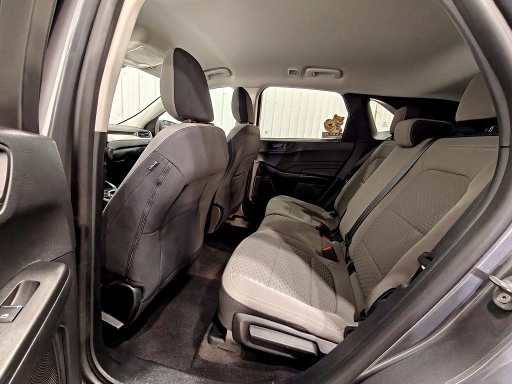 Used 2022 Ford Escape SE AWD/4WD image 24