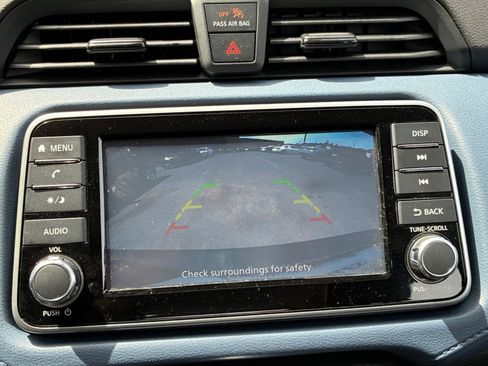 Used 2025 Nissan Versa SV image 22