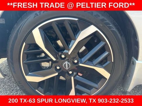 Used 2023 Nissan Versa SR w/ Trunk Package FWD image 5