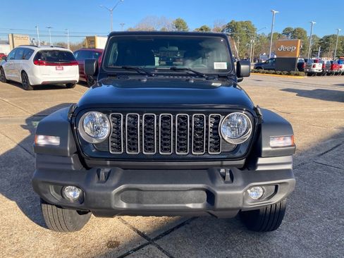 New 2026 Jeep Wrangler Unlimited Sport AWD/4WD image 9