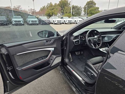 Used 2021 Audi RS 7 image 21