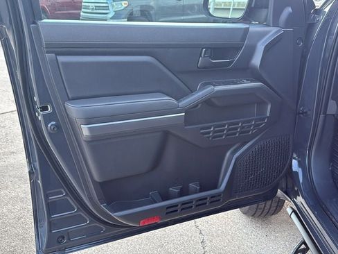 New 2025 Toyota Tacoma SR5 image 10
