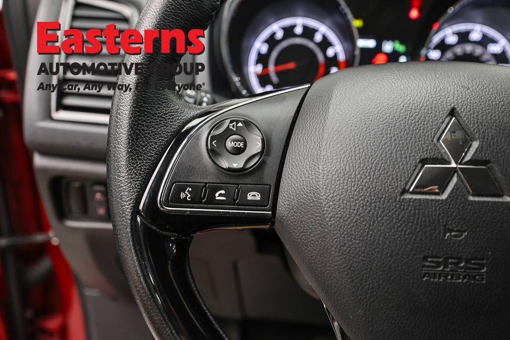 Used 2025 Mitsubishi Outlander Sport SE AWD/4WD image 18