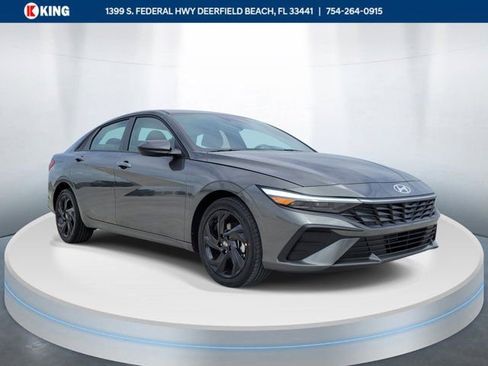 New 2026 Hyundai Elantra SEL Sport FWD image 1