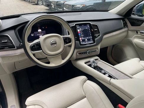 Certified 2024 Volvo XC90 B6 Ultimate w/ Protection Package Premier AWD/4WD image 19