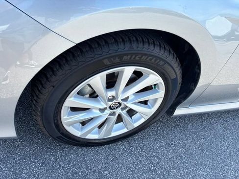Used 2022 Toyota Camry LE FWD image 11