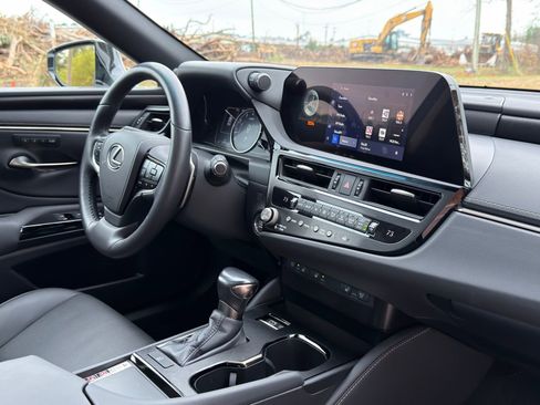 Used 2023 Lexus ES 350 w/ Premium Package image 21