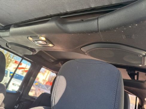 Used 2021 Jeep Wrangler Unlimited Willys image 28