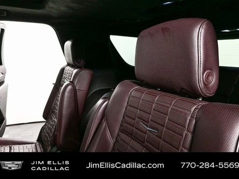 Used 2023 Cadillac Escalade Sport Platinum image 22