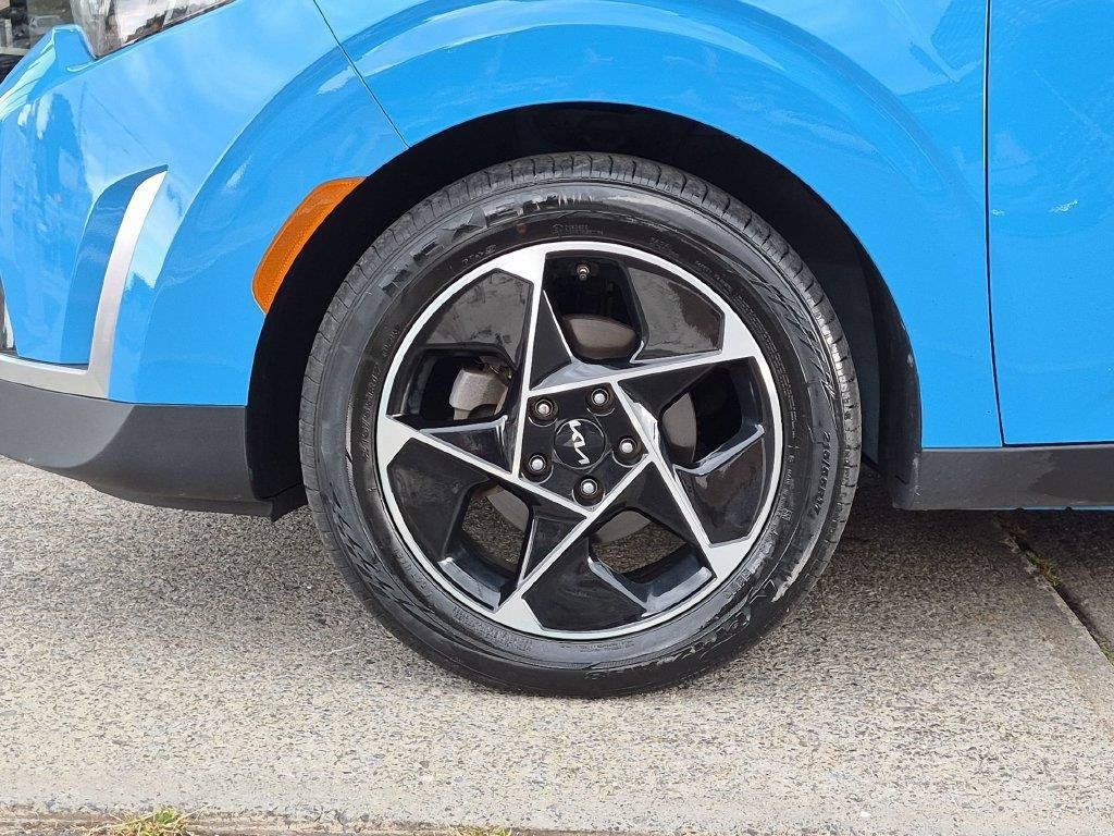 Certified 2023 Kia Soul EX FWD image 27