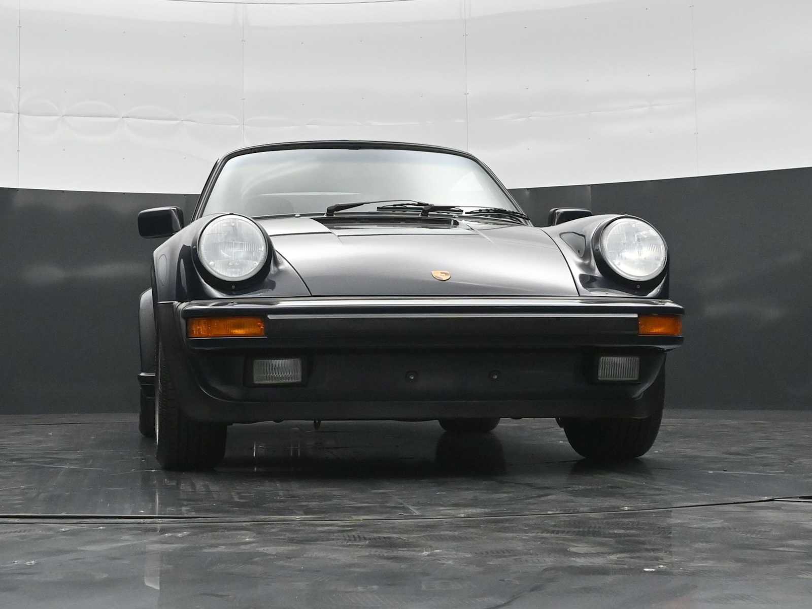 Used 1987 Porsche 911 Carrera RWD image 43