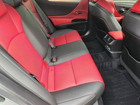 Used 2023 Lexus ES 350 F Sport image 32