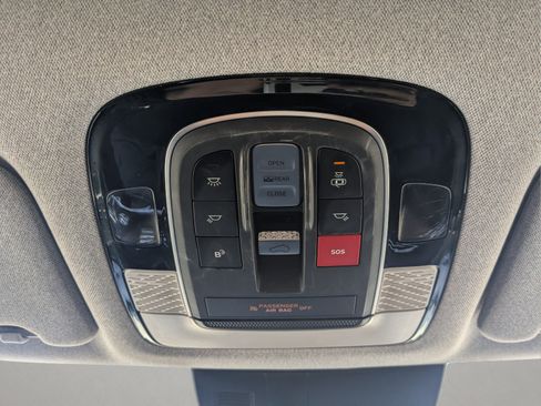 Used 2023 Hyundai Palisade Limited w/ Cargo Package FWD image 22