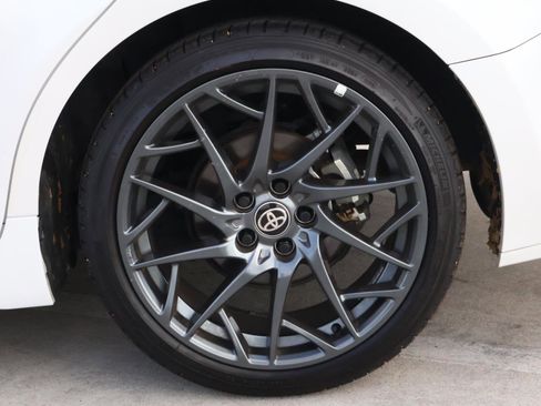 Used 2025 Toyota Camry XSE w/ Premium Plus Package image 8