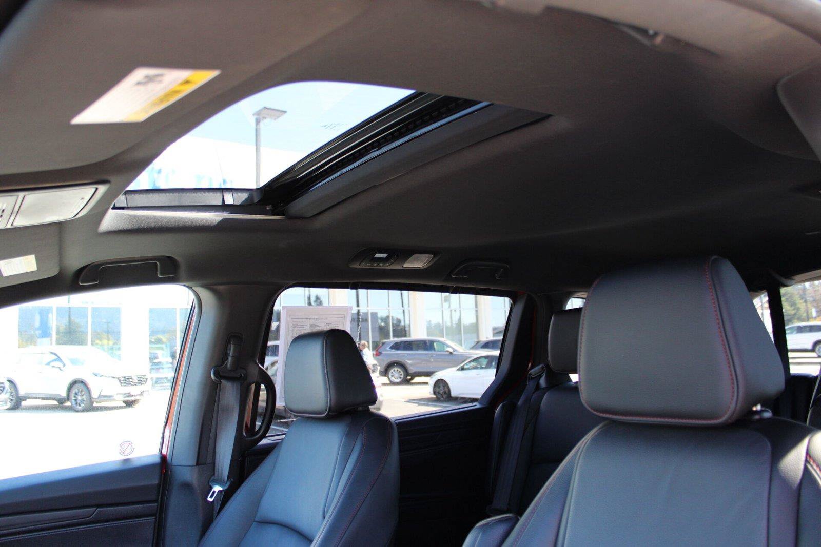 Used 2025 Honda Odyssey Sport-L image 23