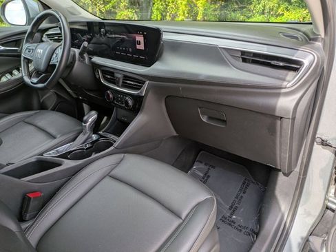 Used 2024 Buick Encore GX Sport Touring w/ Comfort Package image 32
