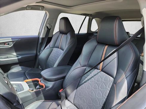 Used 2019 Toyota RAV4 Adventure AWD/4WD image 10