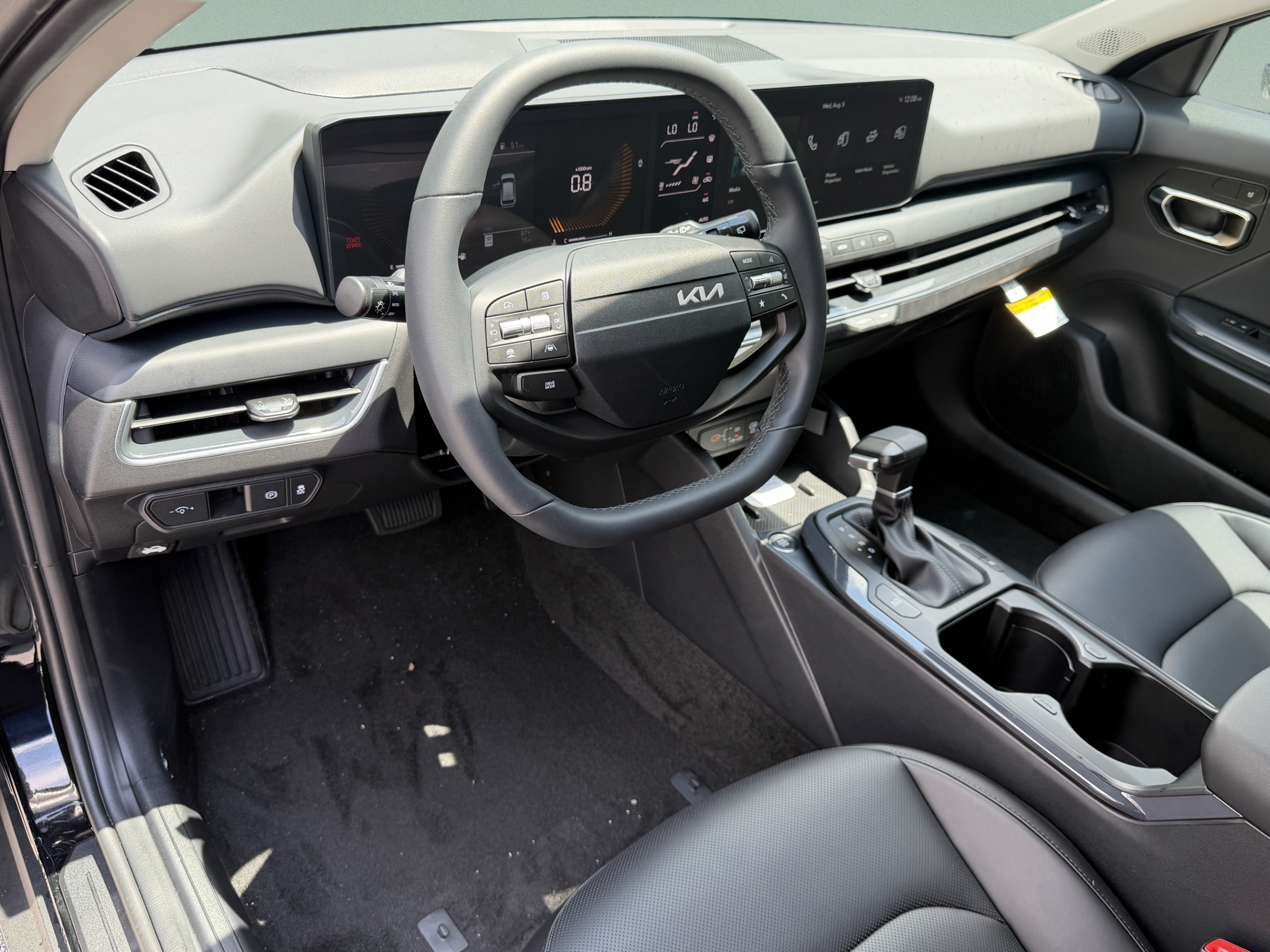 New 2026 Kia K4 EX FWD image 3