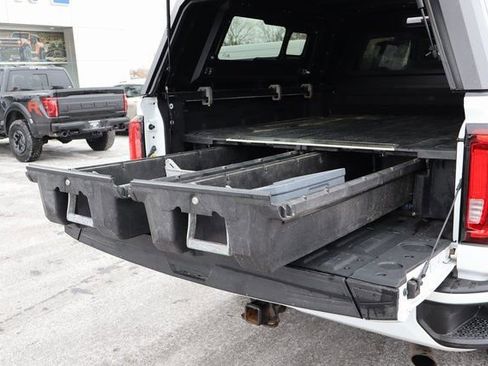 Used 2023 GMC Sierra 3500 AT4 w/ AT4 Preferred Package image 21