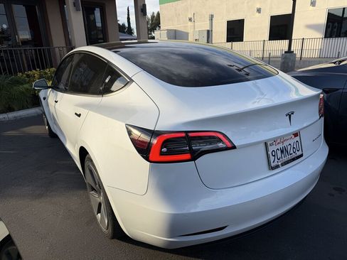 Used 2022 Tesla Model 3 Long Range AWD/4WD image 6