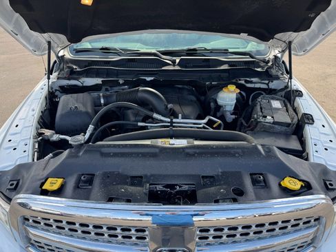 Used 2016 RAM 1500 Laramie image 23