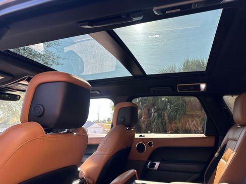 Used 2020 Land Rover Range Rover Sport HSE Dynamic image 36