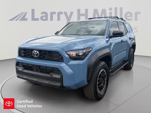 Used 2025 Toyota 4Runner TRD Off-Road Premium w/ Tow Technology Package AWD/4WD image 1