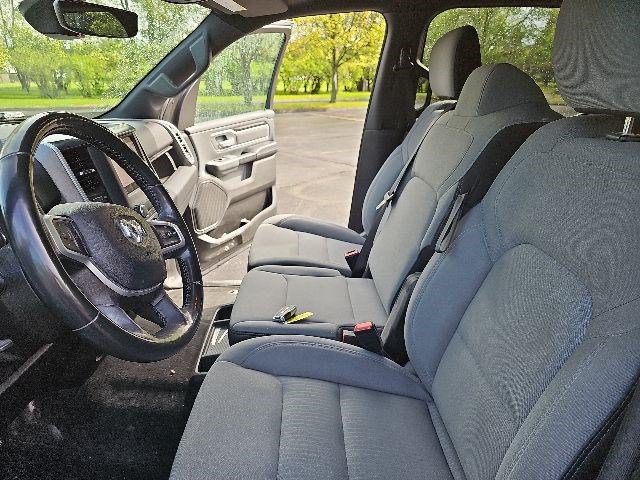Used 2022 RAM 1500 Big Horn AWD/4WD image 14