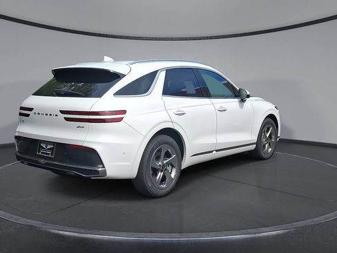New 2026 Genesis GV70 2.5T Advanced AWD/4WD image 12