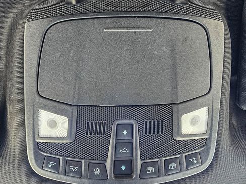 Used 2023 Ford Expedition Limited image 27