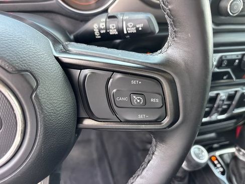 Used 2018 Jeep Wrangler Unlimited Sport S AWD/4WD image 19