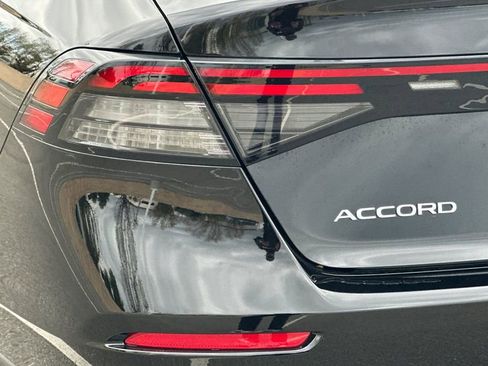 Used 2025 Honda Accord LX image 30