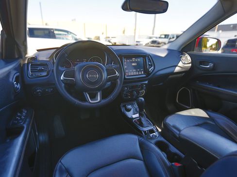 Used 2018 Jeep Compass Limited image 11