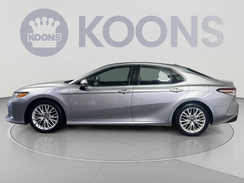 Used 2018 Toyota Camry XLE w/ Audio Package FWD image 7