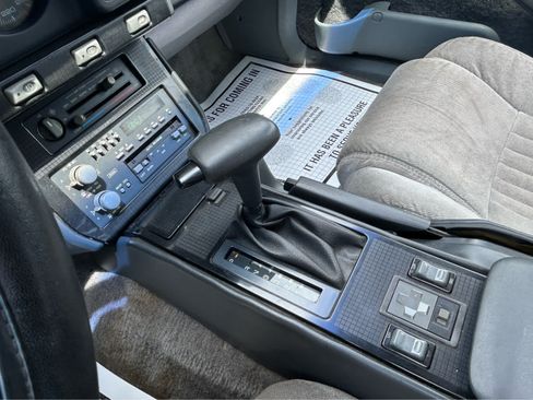 Used 1991 Pontiac Firebird Coupe RWD image 19