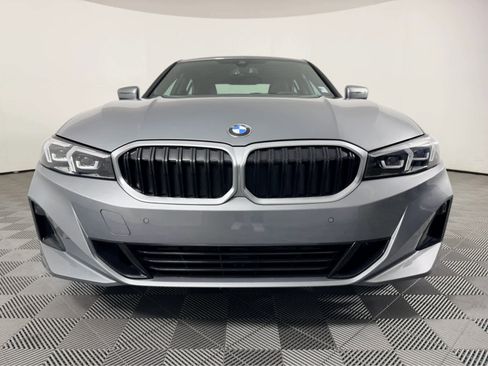 Certified 2025 BMW 330i xDrive Sedan w/ Convenience Package image 11