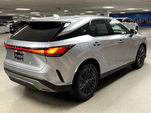 New 2026 Lexus RX 450h AWD image 7