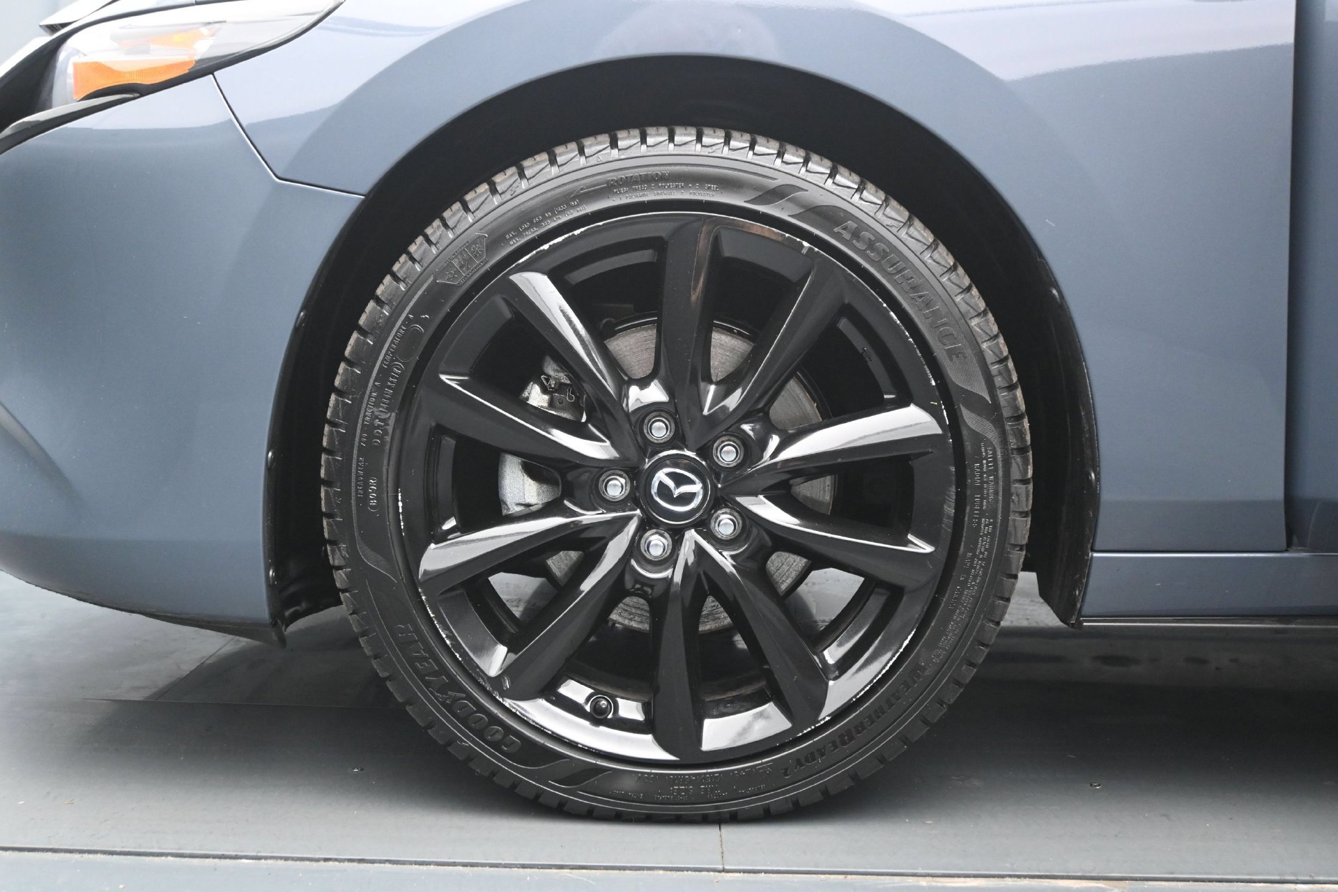 Used 2023 MAZDA MAZDA3 s AWD/4WD image 32