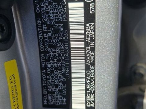 Used 2018 Toyota Camry LE image 17