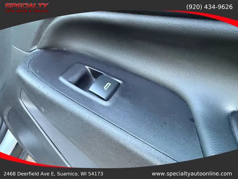 Used 2022 Chevrolet Equinox LT image 28