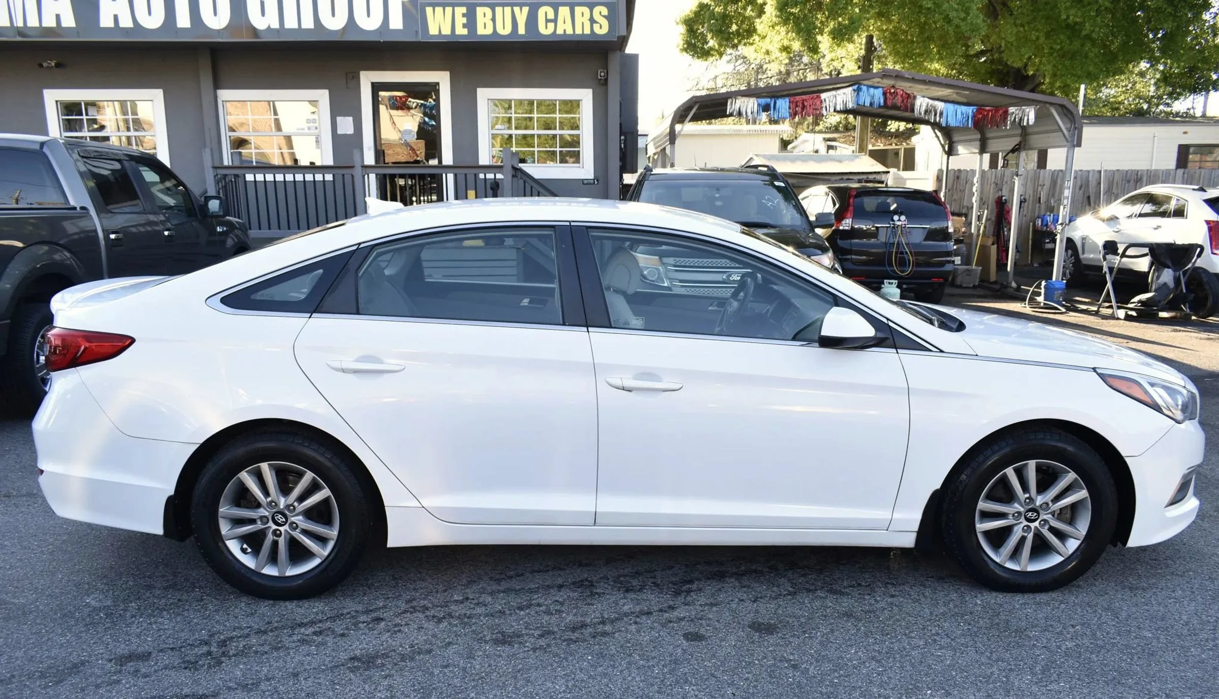 Used 2015 Hyundai Sonata SE FWD image 9