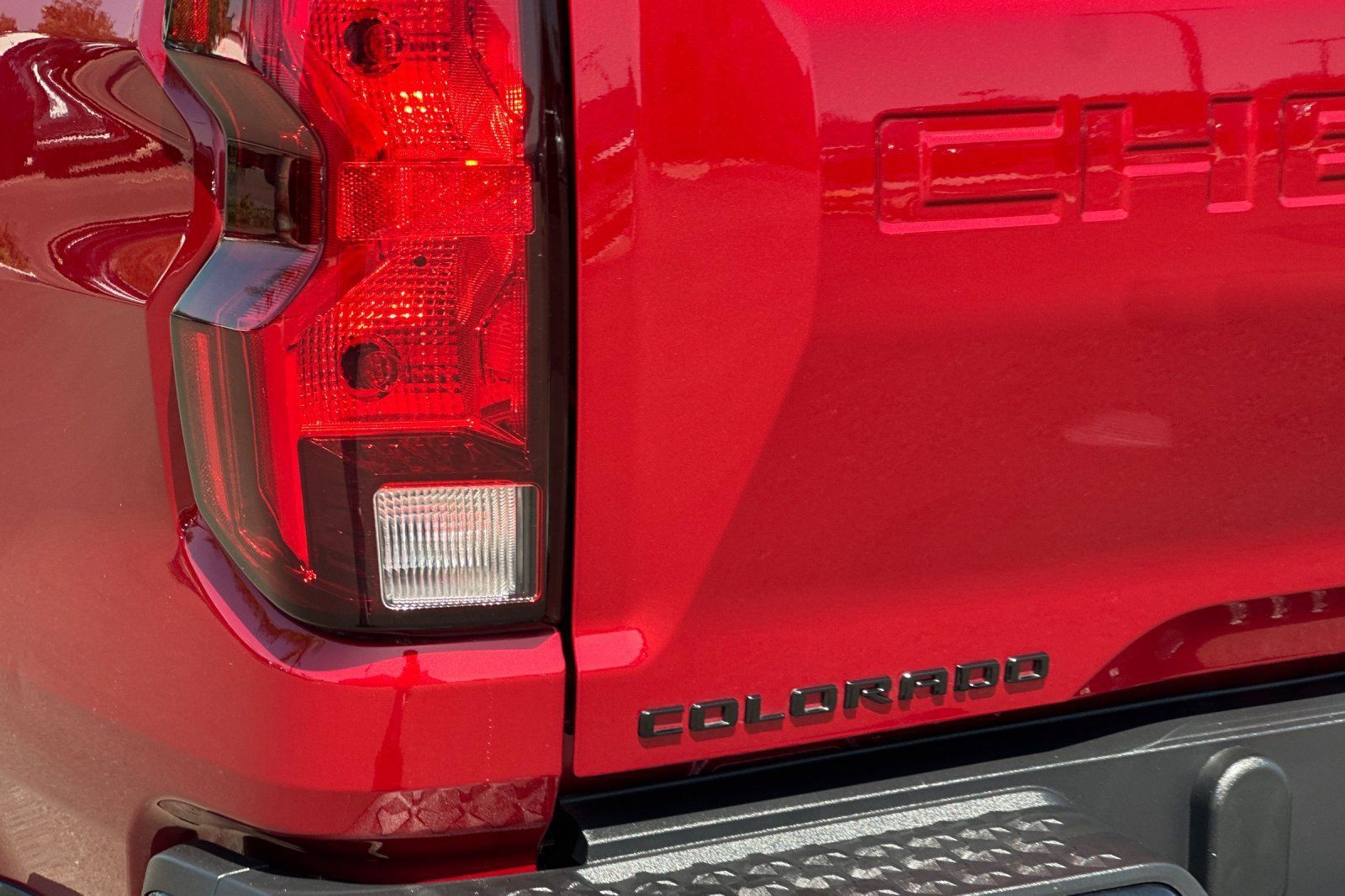 Used 2026 Chevrolet Colorado W/T w/ WT Custom Package RWD image 35
