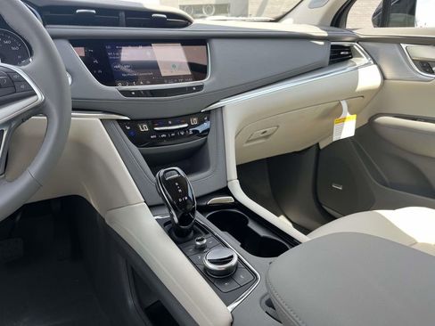 New 2026 Cadillac XT5 Premium Luxury w/ Driver Assist Package image 15