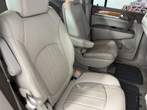 Used 2011 Buick Enclave CXL w/ Trailering Provision Package AWD/4WD image 32